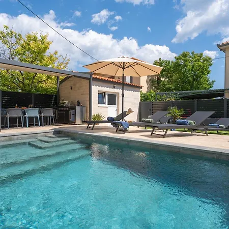 בית נופש Ewala טרוגיר