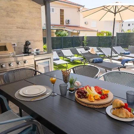 בית נופש Ewala *