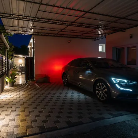 Ewala בית נופש *