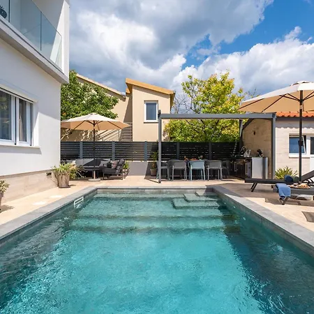 Ewala * טרוגיר