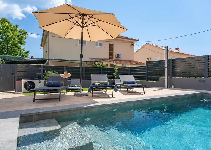 Ewala Дом отдыха Трогир